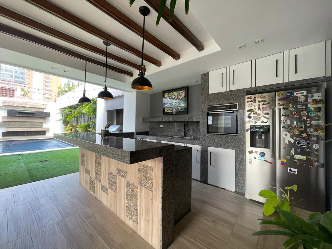 Luxury House in Urb La Villa-Valencia